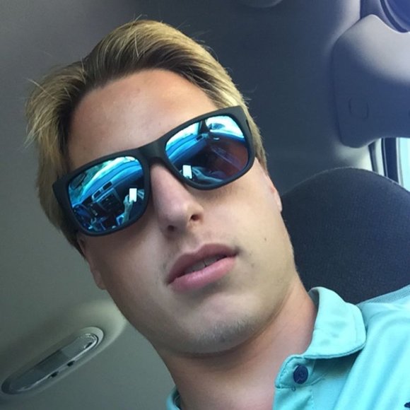 Meet your Posher, Alexei - Picture 1 of 1